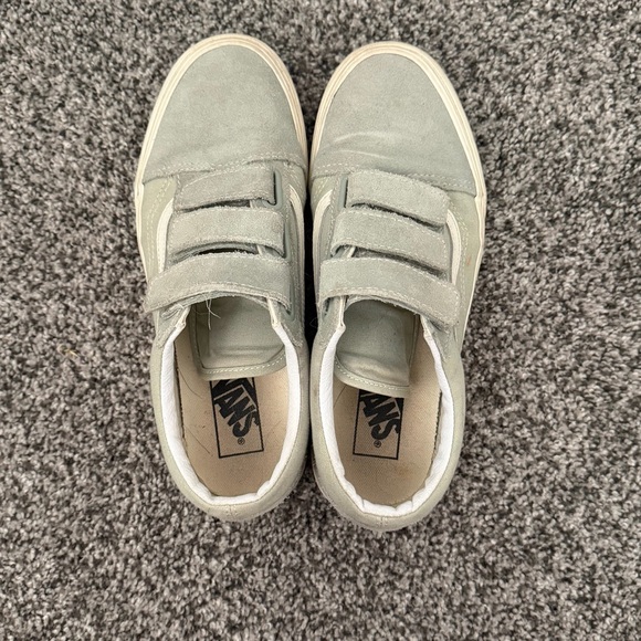 Women’s Velcro Vans - Picture 4 of 6